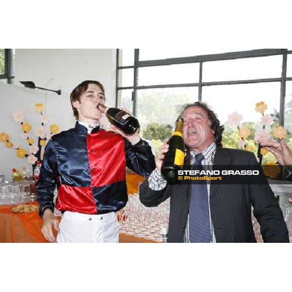 Christophe Soumillon and Riccardo Menichetti after the triumph in the Oaks d\'Italia with Dionisia Milan, 18th june 2006 ph. Stefano Grasso