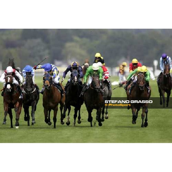 Jay Ford on Takeover Target (1st from left) wins the King\'s Stand Stakes Royal Ascot 1st day, 20th june 2006 ph. Stefano Grasso