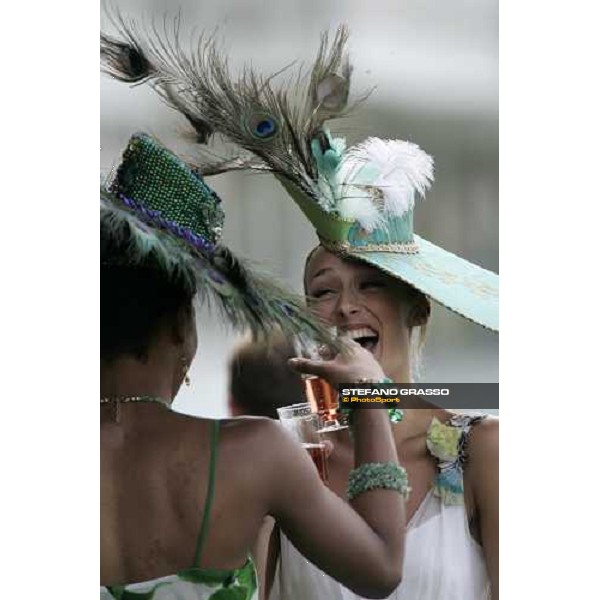 fashion ladies in the Royal enclosure Royal Ascot 1st day, 20th june 2006 ph. Stefano Grasso