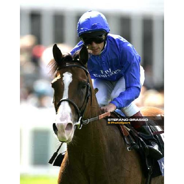 Frankie Dettori on Oujia Board comes back after The Prince of Wales\'s Stakes Royal Ascot, 2nd day, 21st june 2006 ph. Stefano Grasso