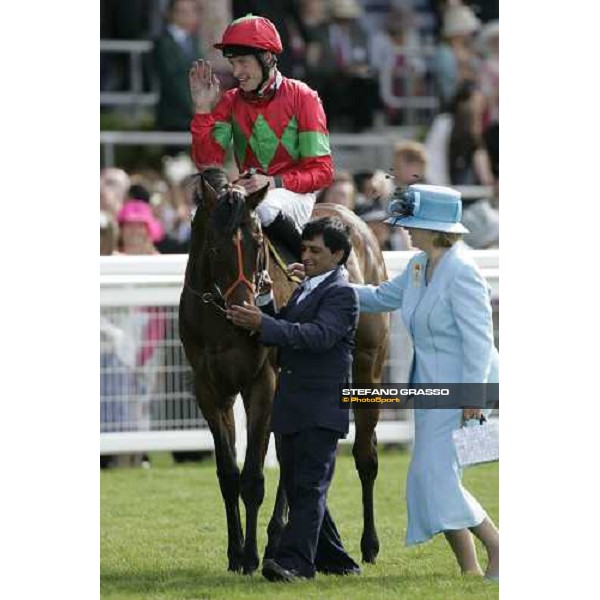 Richard Hughes on Gilded happy after the triumph in the Queen Mary Stakes Royal Ascot, 2nd day, 21st june 2006 ph. Stefano Grasso