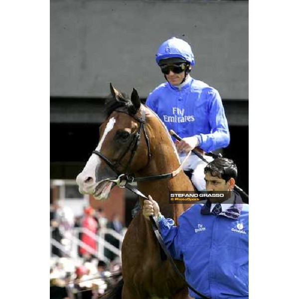 Frankie Dettori on Electrocutionist enters to the track before the Prince of Wales\'s Stakes Royal Ascot, 2nd day, 21st june 2006 ph. Stefano Grasso