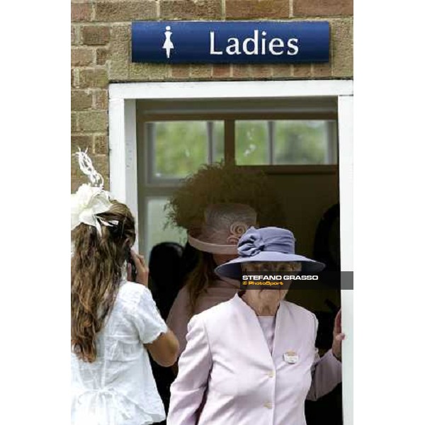 racegoers at Ascot Royal Ascot, 4th day 23rd june 2006 ph. Stefano Grasso