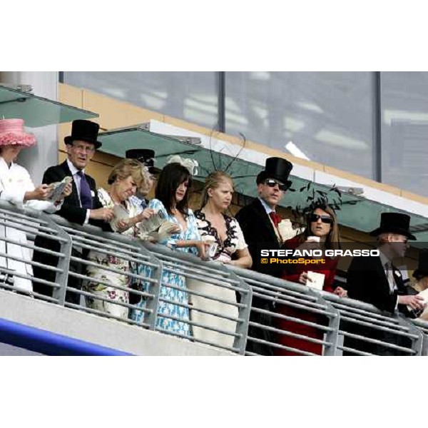 racegoers in the Royal Enclosure Royal Ascot, 4th day 23rd june 2006 ph. Stefano Grasso