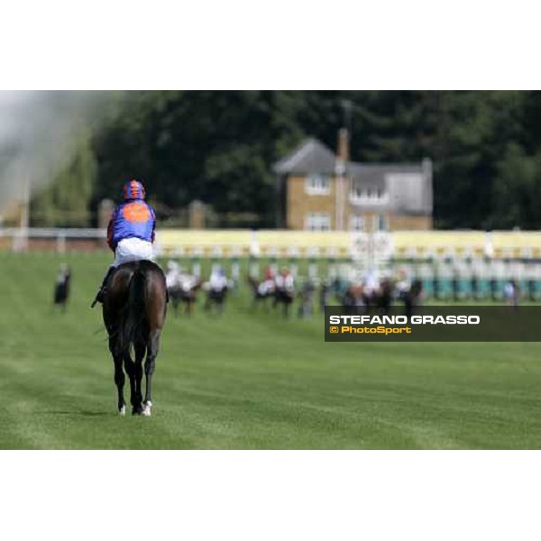 Kieren Fallon on Country Song goes to the start of the Chesman Stakes Royal Ascot, 5th day 24 june 2006 ph. Stefano Grasso