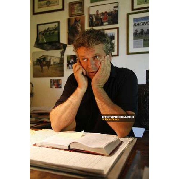 Valfredo Valiani in his office at Pisa San Rossore Pisa, 19th july 2006 ph. Stefano Grasso