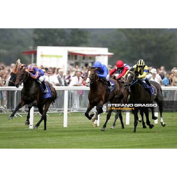 few meters to the post - Christophe Soumillon leads on Hurricane Run followed by Frankie Dettori on Electrocutionist and Christophe Lemaire on Heart\'s Cry - The King George Vi and Queen Elisabeth Diamond Stakes Ascot, 28th july 2006 ph. Stefano Grasso