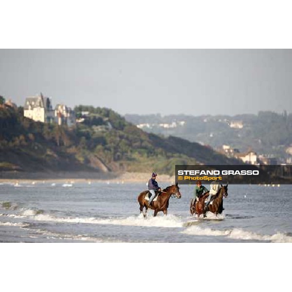 morning works on the beach Deauville, 19th august 2006 ph. Stefano Grasso