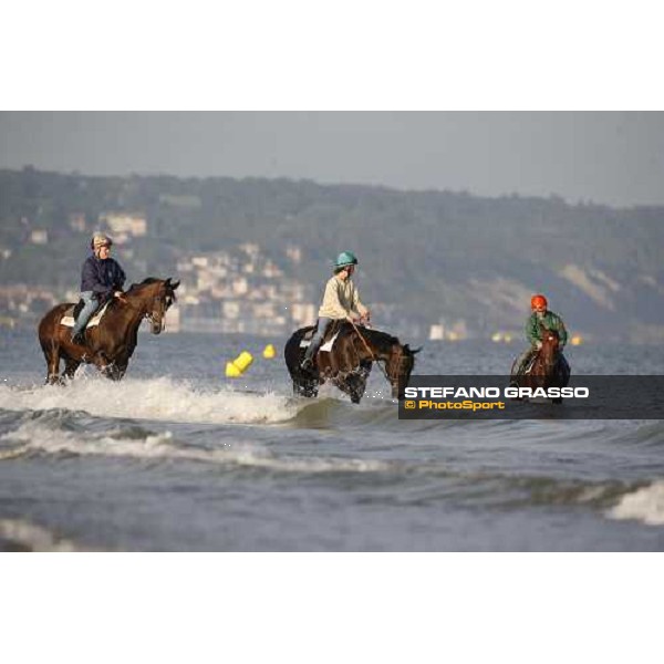morning works on the beach Deauville, 19th august 2006 ph. Stefano Grasso