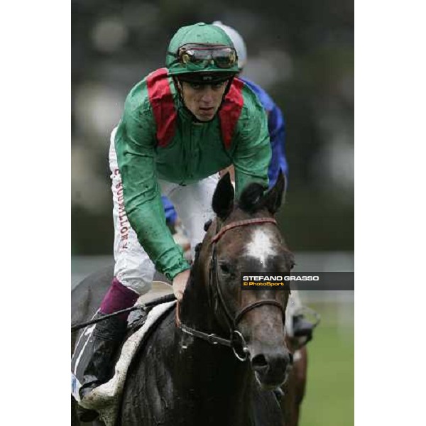 Christophe Soumillon comes back on Carlotamix in the Prix Guillame D\'Ornano - Haras d\'Etreham Deauville, 19th august 2006 ph. Stefano Grasso