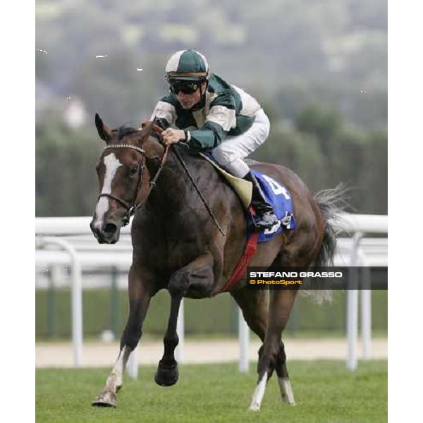 I.Mendizabal on Germance wins Darley Prix de La Nonette Deauville, 20th august 2006 ph. Stefano Grasso