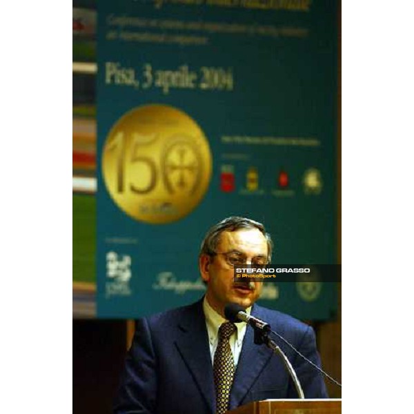 il saluto del Sindaco di Pisa, dott. Paolo Fontanelli Convegno \'Sulle piste d\'Europa\' Pisa, Centro Studi Le Benedettine 3rd march 2004
