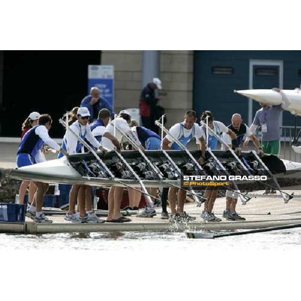 Eton - World Rowing Championships italian 8+ in training on Dorney Lake with head coach Beppe Di Capua in the back Eton, 22nd august 2006 ph. Stefano Grasso