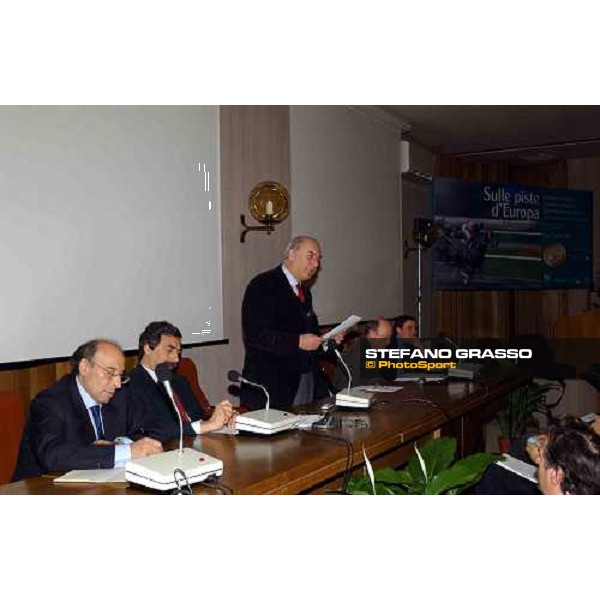 dott. Piero Studiati Berni, Presidente Soc. Alfea Convegno \'Sulle piste d\'Europa\' Pisa, Centro Studi Le Benedettine 3rd march 2004 ph. Stefano Grasso