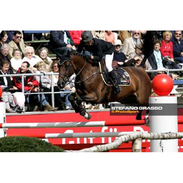 Fei - World Equestrian Championships - Aachen 2006 1st qualification for the Individual and Team Fei World Championship Jonella Ligresti on Quinta 27 Aachen, 29th august 2006 ph. Stefano Grasso