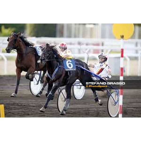 89° Derby Italiano - Premio Ugo Bottoni - Roberto Vecchione and Pride Wise AS wins the race Rome,Capannelle trot racecourse,24th sept.2016 ph.Stefano Grasso