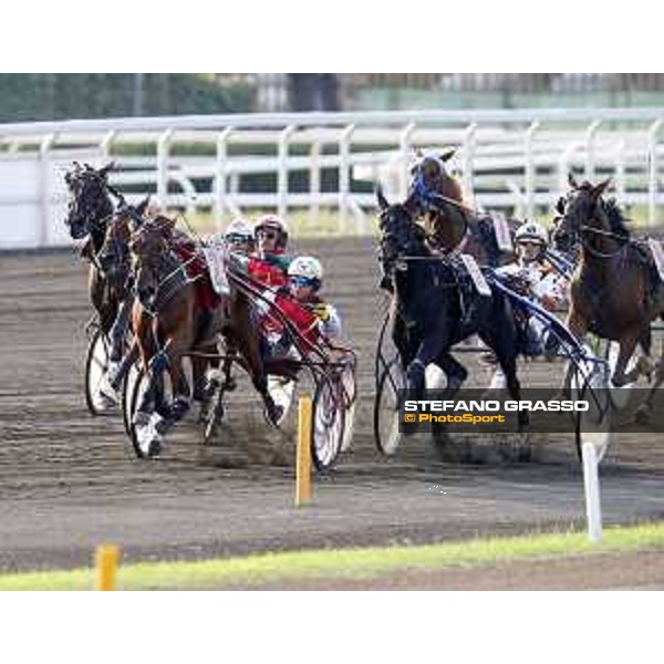 89° Derby Italiano - Oaks del Trotto - Heat C - Roberto Andreghetti with Unison Kronos wins the race Rome,Capannelle trot racecourse,24th sept.2016 ph.Stefano Grasso