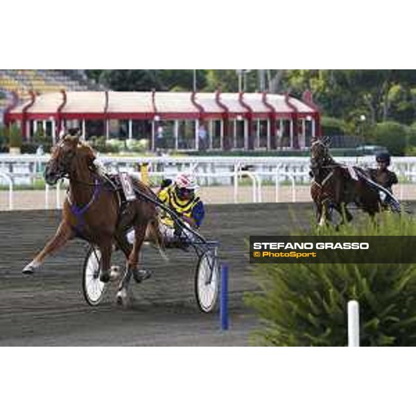89° Derby Italiano - Heat A - Pietro Gubellini with Unicka wins the race Rome,Capannelle trot racecourse,24th sept.2016 ph.Domenico Savi