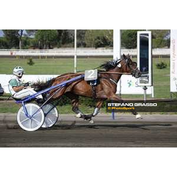 89° Derby Italiano - Heat B - Antonio Esposito with Ursa Caf wins the race Rome,Capannelle trot racecourse,24th sept.2016 ph.Domenico Savi