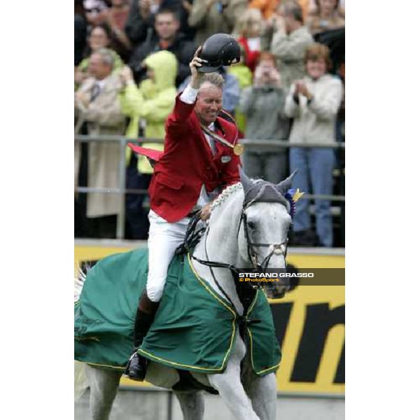 Fei - World Equestrian Games - Aachen 2006 Fei Rolex World Champion Jos Lansink on Cavalor Cumano, gold medalist, parade in front of 50.000 people at Aachen stadium Aachen, 3rd september 2006 ph. Stefano Grasso