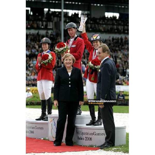 Fei Rolex World Champion Angela Merkel with Meredith Michaels-Beerbaum, Beezie Madden and Jos Lansink Aachen, 3rd september 2006 ph. Stefano Grasso