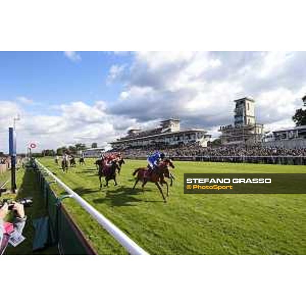 Qatar Prix de L\'Arc de Triomphe - Total Prix Marcel Boussac - William Buick on Wuheida wins the race Chantilly,2nd october 2016 ph.Stefano Grasso