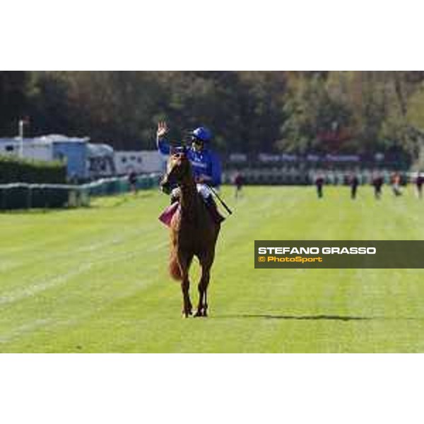 Qatar Prix de L\'Arc de Triomphe - Total Prix Marcel Boussac - William Buick on Wuheida wins the race Chantilly,2nd october 2016 ph.Stefano Grasso