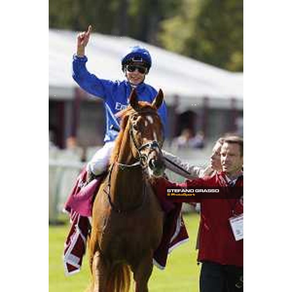Qatar Prix de L\'Arc de Triomphe - Total Prix Marcel Boussac - William Buick on Wuheida wins the race Chantilly,2nd october 2016 ph.Stefano Grasso