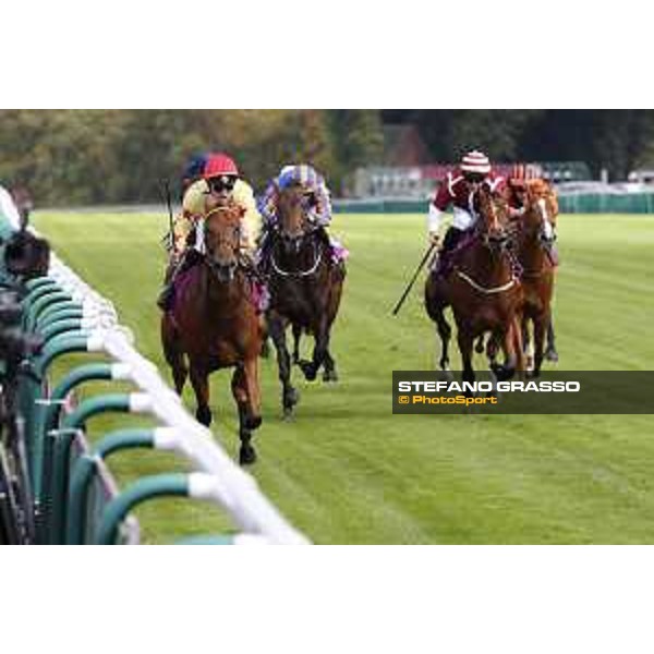 Qatar Prix de L\'Arc de Triomphe - PCBoudot on National Defense wins the Qatar Prix Jean Luc Lagardere Chantilly,2nd october 2016 ph.Stefano Grasso