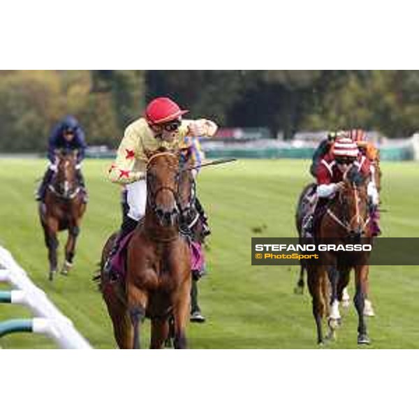 Qatar Prix de L\'Arc de Triomphe - PCBoudot on National Defense wins the Qatar Prix Jean Luc Lagardere Chantilly,2nd october 2016 ph.Stefano Grasso