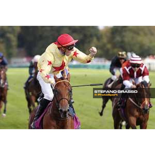 Qatar Prix de L\'Arc de Triomphe - PCBoudot on National Defense wins the Qatar Prix Jean Luc Lagardere Chantilly,2nd october 2016 ph.Stefano Grasso
