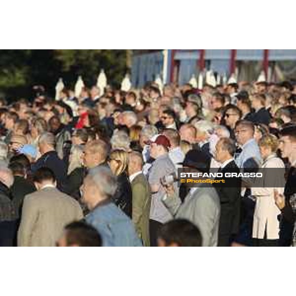 Qatar Prix de L\'Arc de Triomphe - Racegoers Chantilly,2nd october 2016 ph.Stefano Grasso