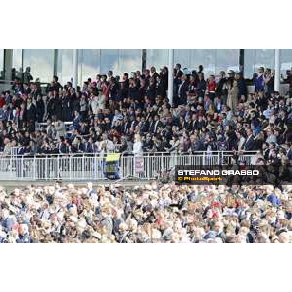 Qatar Prix de L\'Arc de Triomphe - Racegoers Chantilly,2nd october 2016 ph.Stefano Grasso
