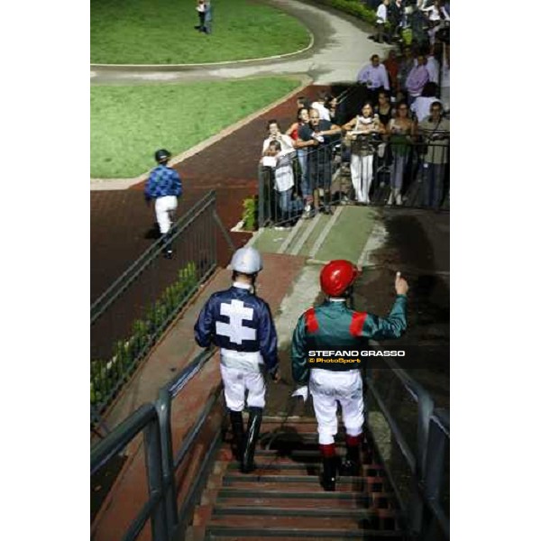Roma - Capannelle racetrack - unveiling of the new lightning system- Frankie Dettori and Richard Hughes enter in the parade ring Rome, 9th sept. 2006 ph. Stefano Grasso