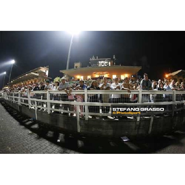 Roma - Capannelle racetrack - unveiling of the new lightning system- people stand in the grandstand Rome, 9th sept. 2006 ph. Stefano Grasso