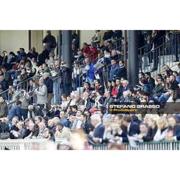Racegoers at San Siro Milano - San Siro racecourse,16/10/2016 ph.Stefano Grasso