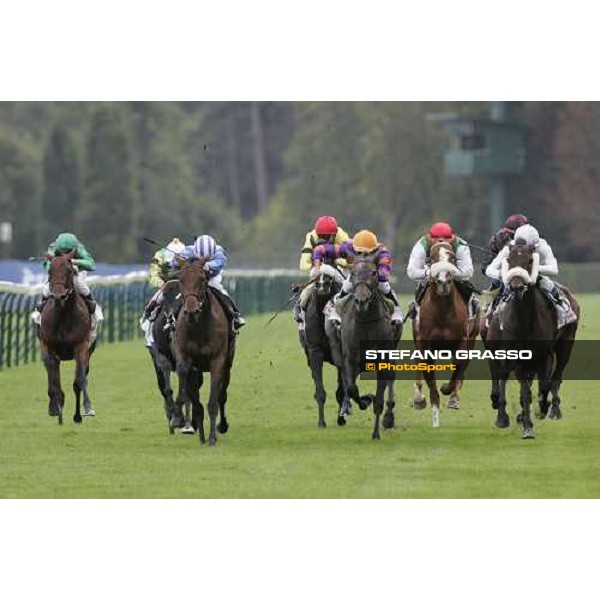 Olivier Peslier on Montare (1st from right) wins Prix de Royallieu Hotel Hermitage Barriere de la Baule Paris Longchamp, 30th sept. 2006 ph. Stefano Grasso