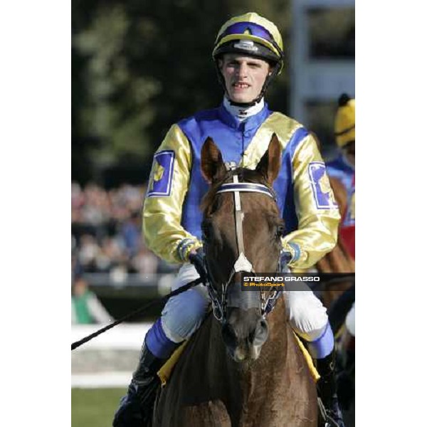 close up for Josef Bartos and Decent Fellow before the 116¡ Velka pardubicka Ceske Pojistovny Pardubice, 8th october 2006 ph. Stefano Grasso