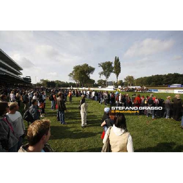 racegoers at Pardubice racetrack for the 116.¡ Velka Pardubicka Pardubice race track, 8th october 2006 ph. Stefano Grasso