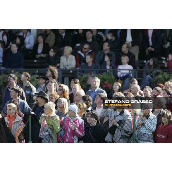 racegoers at the racecourse of Pardubice for the 116¡ Velka Pardubicka PArdubice, 8th october 2006 ph. Stefano Grasso
