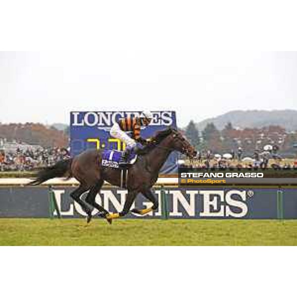 Yutaka Take on Kitasan Black wins the 36th Japan Cup in association with Longines Tokyo,27th nov.2016 ph.Stefano Grasso/Longines