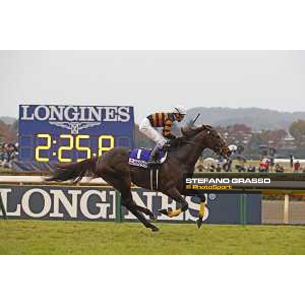 Yutaka Take on Kitasan Black wins the 36th Japan Cup in association with Longines Tokyo,27th nov.2016 ph.Stefano Grasso/Longines