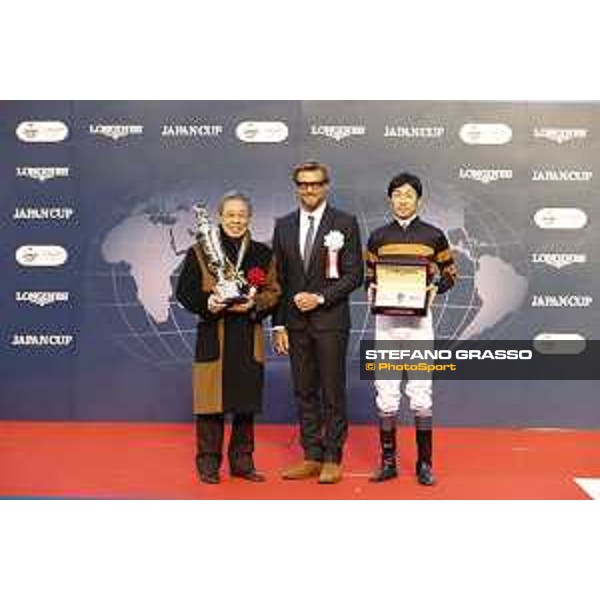 The prize giving ceremony of the 36th Japan Cup in association with Longines Tokyo,27th nov.2016 ph.Stefano Grasso/Longines