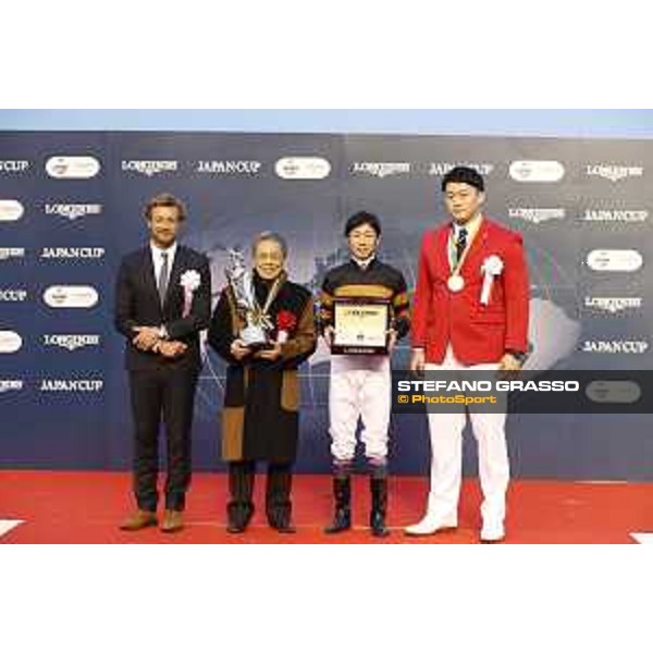 The prize giving ceremony of the 36th Japan Cup in association with Longines Tokyo,27th nov.2016 ph.Stefano Grasso/Longines
