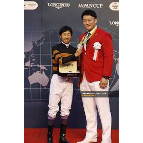 The prize giving ceremony of the 36th Japan Cup in association with Longines Tokyo,27th nov.2016 ph.Stefano Grasso/Longines