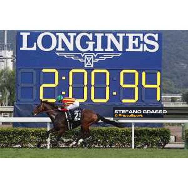Longines KHIR - Ryan Moore on Maurice wins the Longines Hong Kong Cup Hong Kong,9th dec.2016 ph.Stefano Grasso/Longines