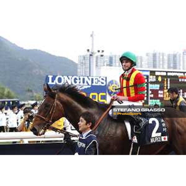 Longines KHIR - Ryan Moore on Maurice wins the Longines Hong Kong Cup Hong Kong,9th dec.2016 ph.Stefano Grasso/Longines