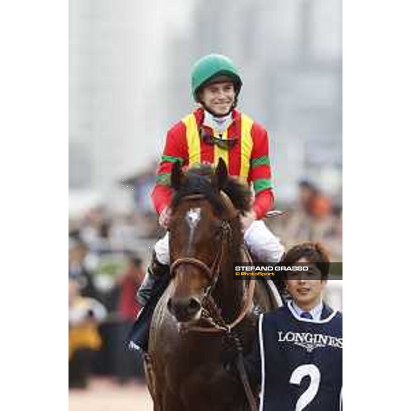 Longines KHIR - Ryan Moore on Maurice wins the Longines Hong Kong Cup Hong Kong,9th dec.2016 ph.Stefano Grasso/Longines