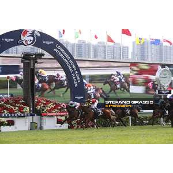 Longines KHIR - Zac Purton on Aerovelocity wins the Longines Hong Kong Sprint Hong Kong,9th dec.2016 ph.Stefano Grasso/Longines