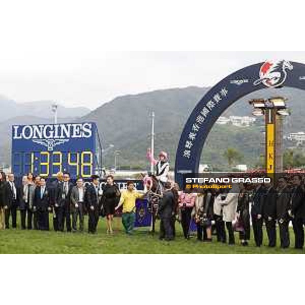 Longines KHIR - Zac Purton on Beauty Only wins the Longines Hong Kong Mile Hong Kong,9th dec.2016 ph.Stefano Grasso/Longines